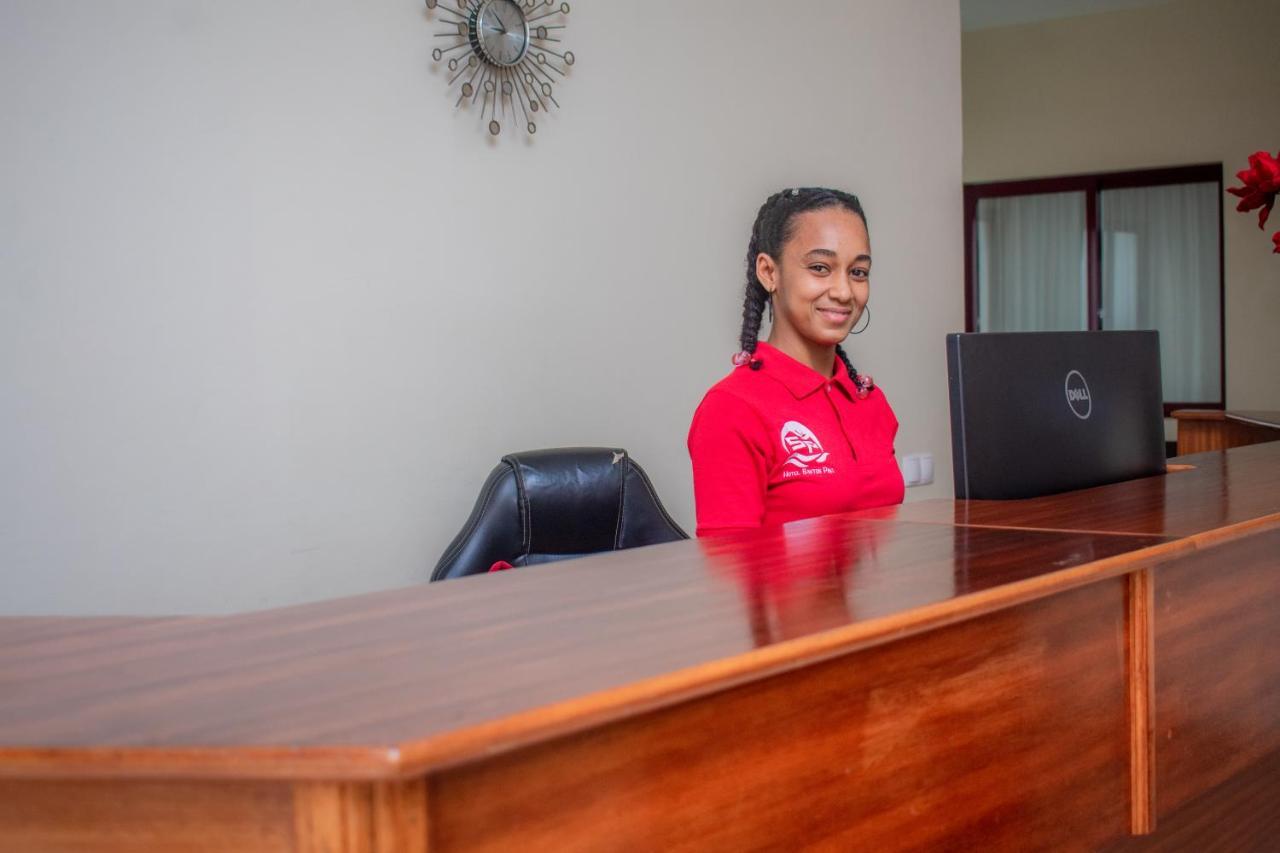 Hotel Santos Pina CAPE VERDE ภายนอก รูปภาพ